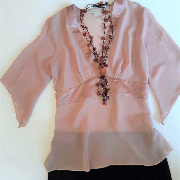 RW&CO. Tops - 💖Host Pick 💖   🌺2/$12🌺RW&CO Silk Bell Sleeve Empire Waist Top